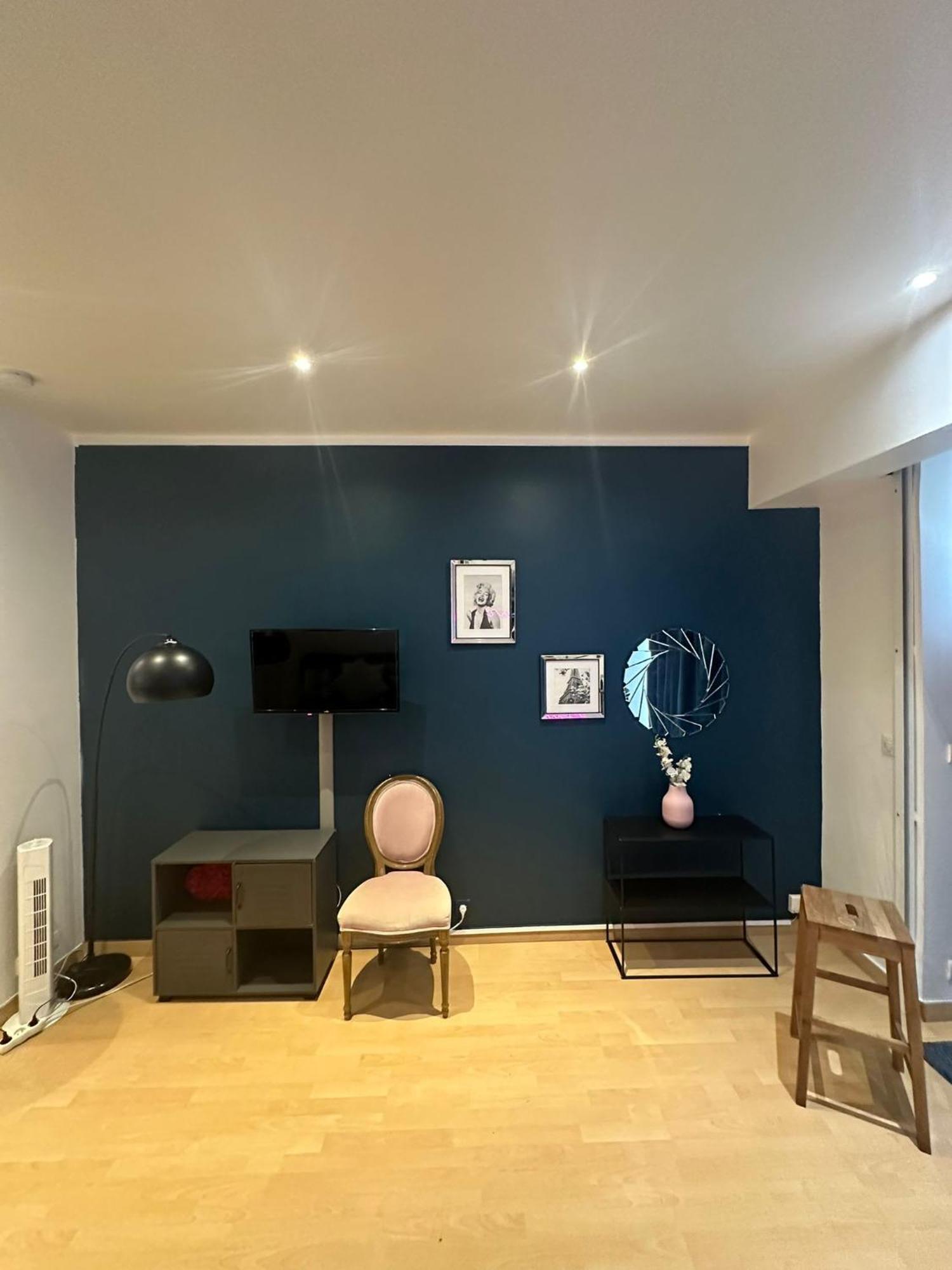 2 Pieces Sur Deux Niveaux Apartment *