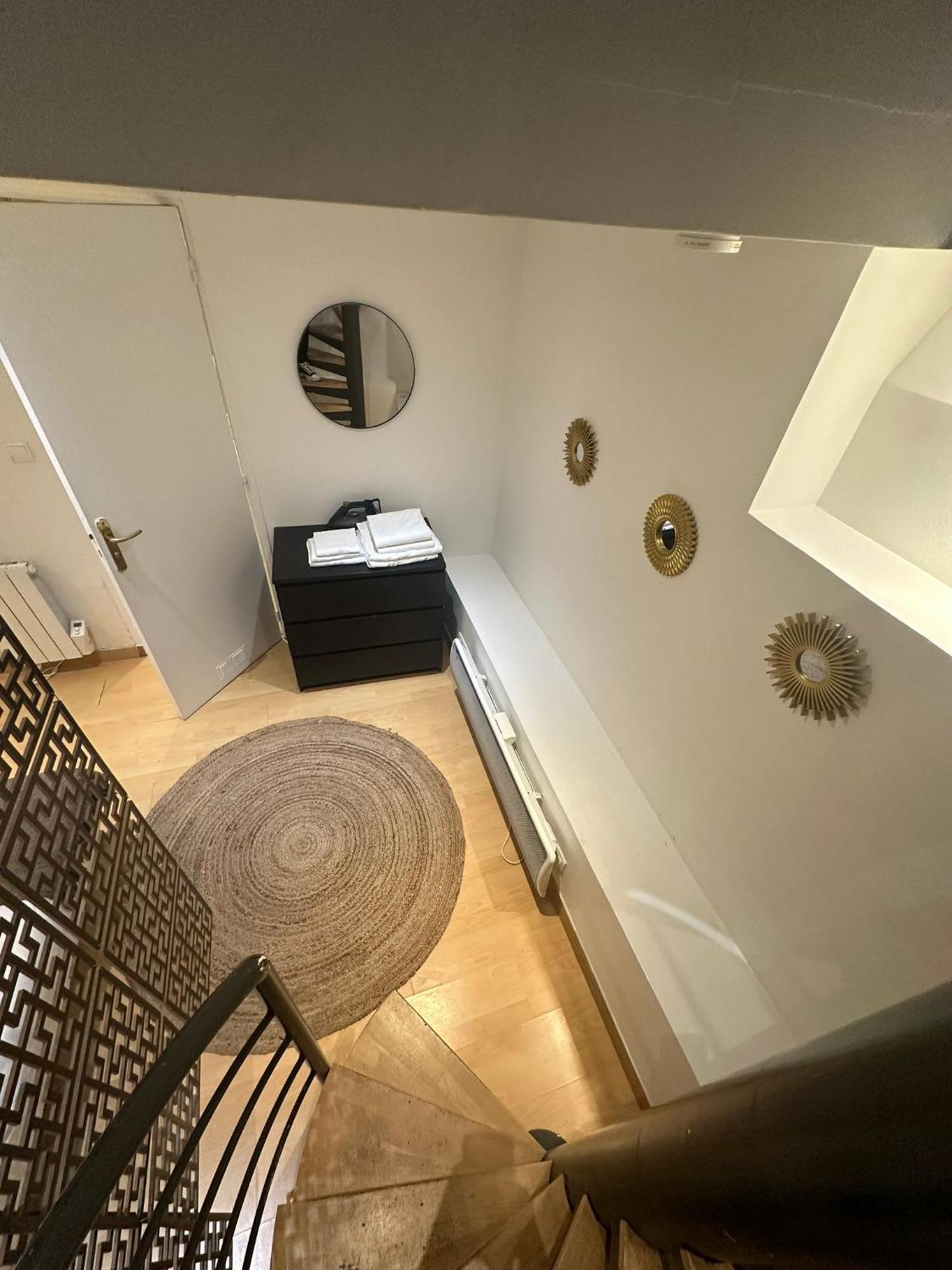 2 Pieces Sur Deux Niveaux Apartment *